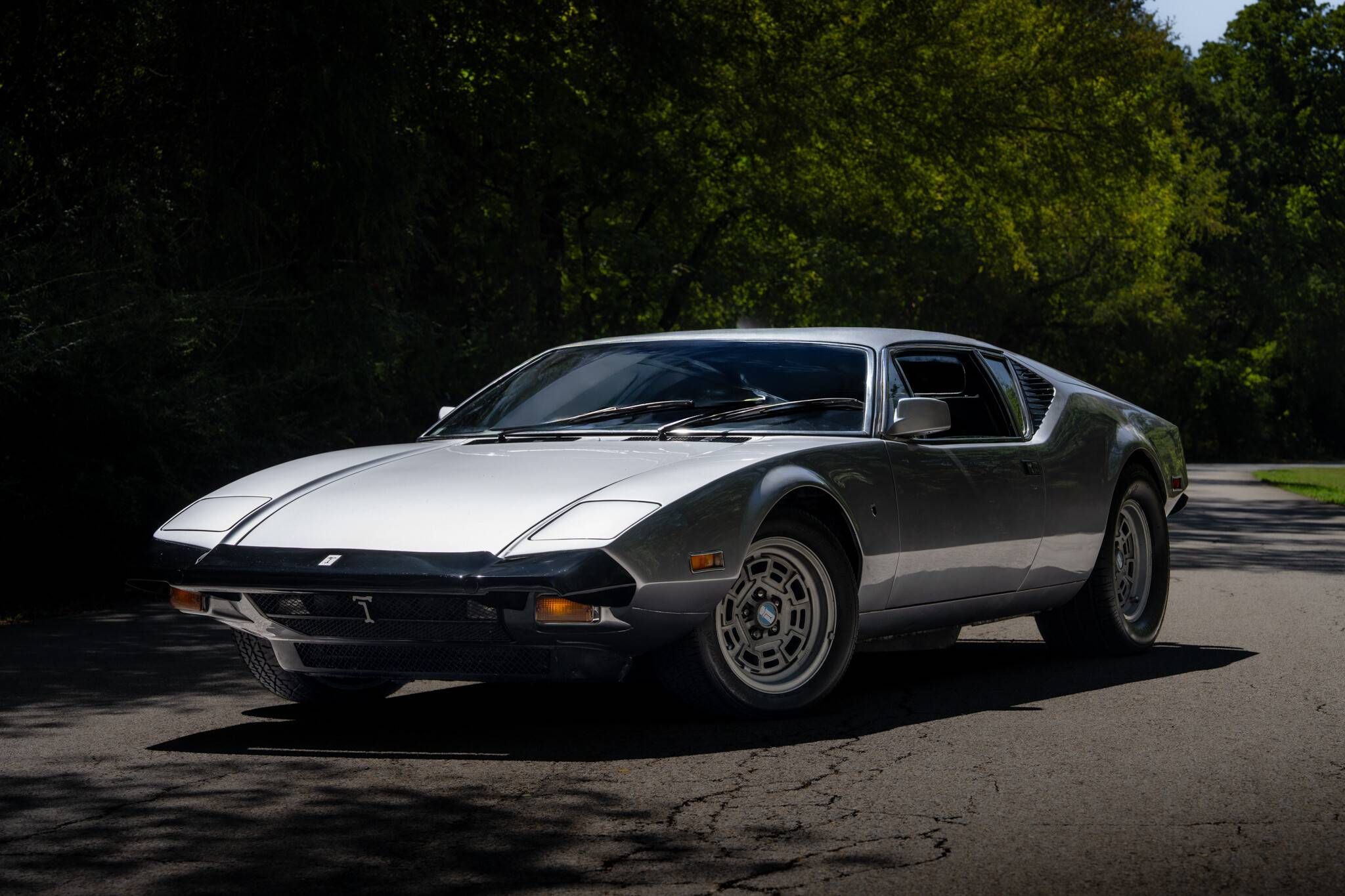 1973 De Tomaso Pantera L Italian Sports Car With Ford V8 Performance ...